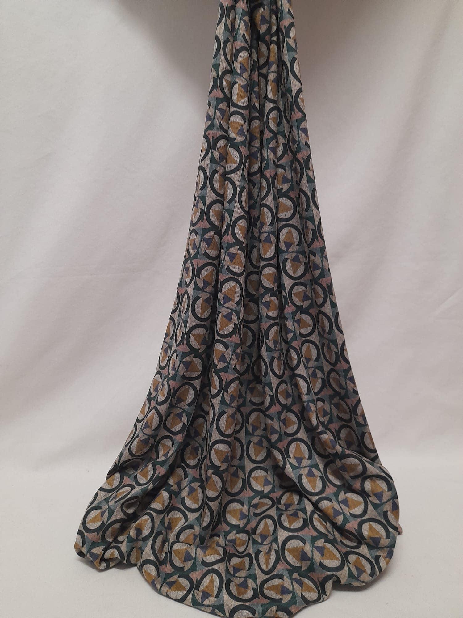 Tecido Confeção | Vestuário | Malha | Estampado | Geométrico - Image 3