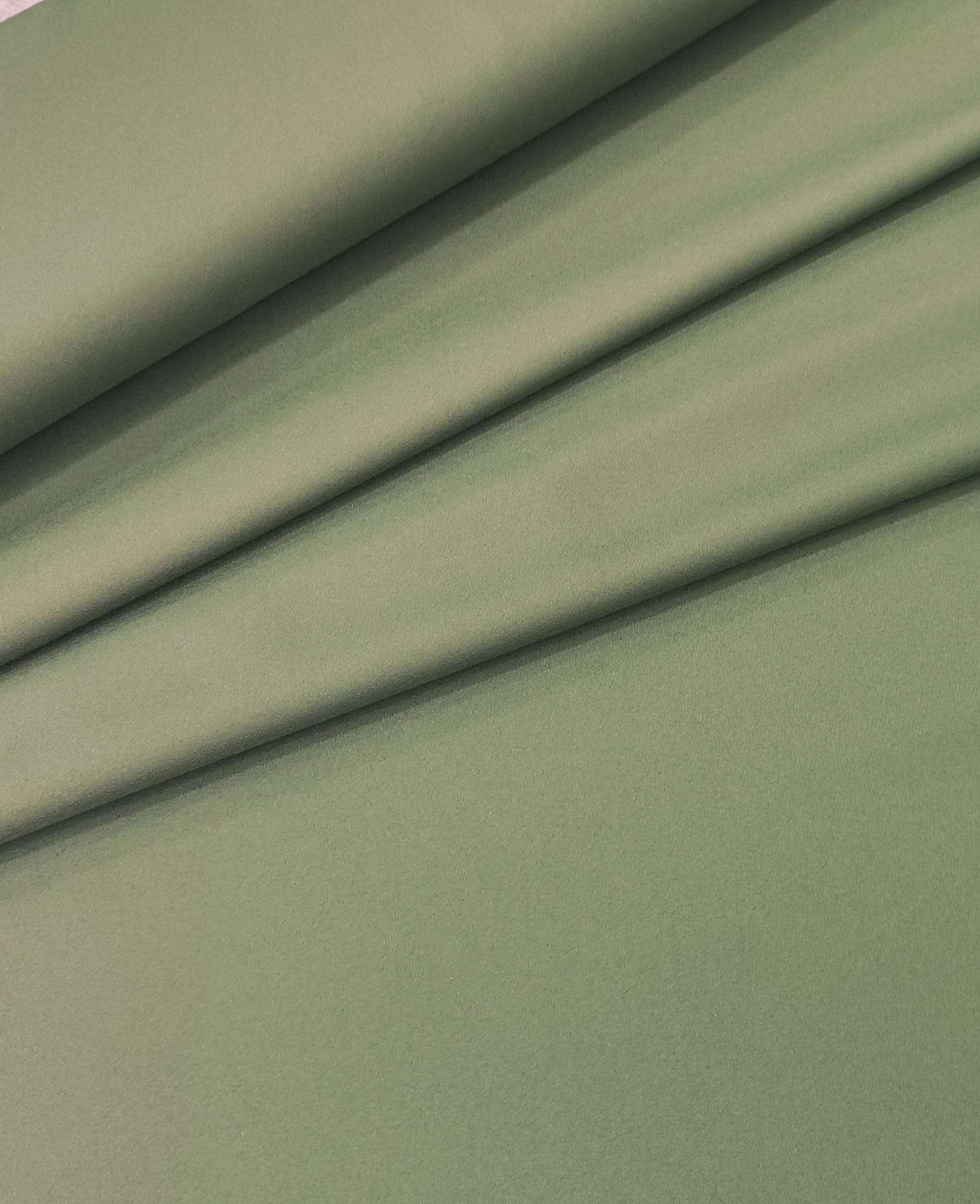 Tecido Confeção | Vestuário | Marrocan Stretch | Verde Relva - Image 4