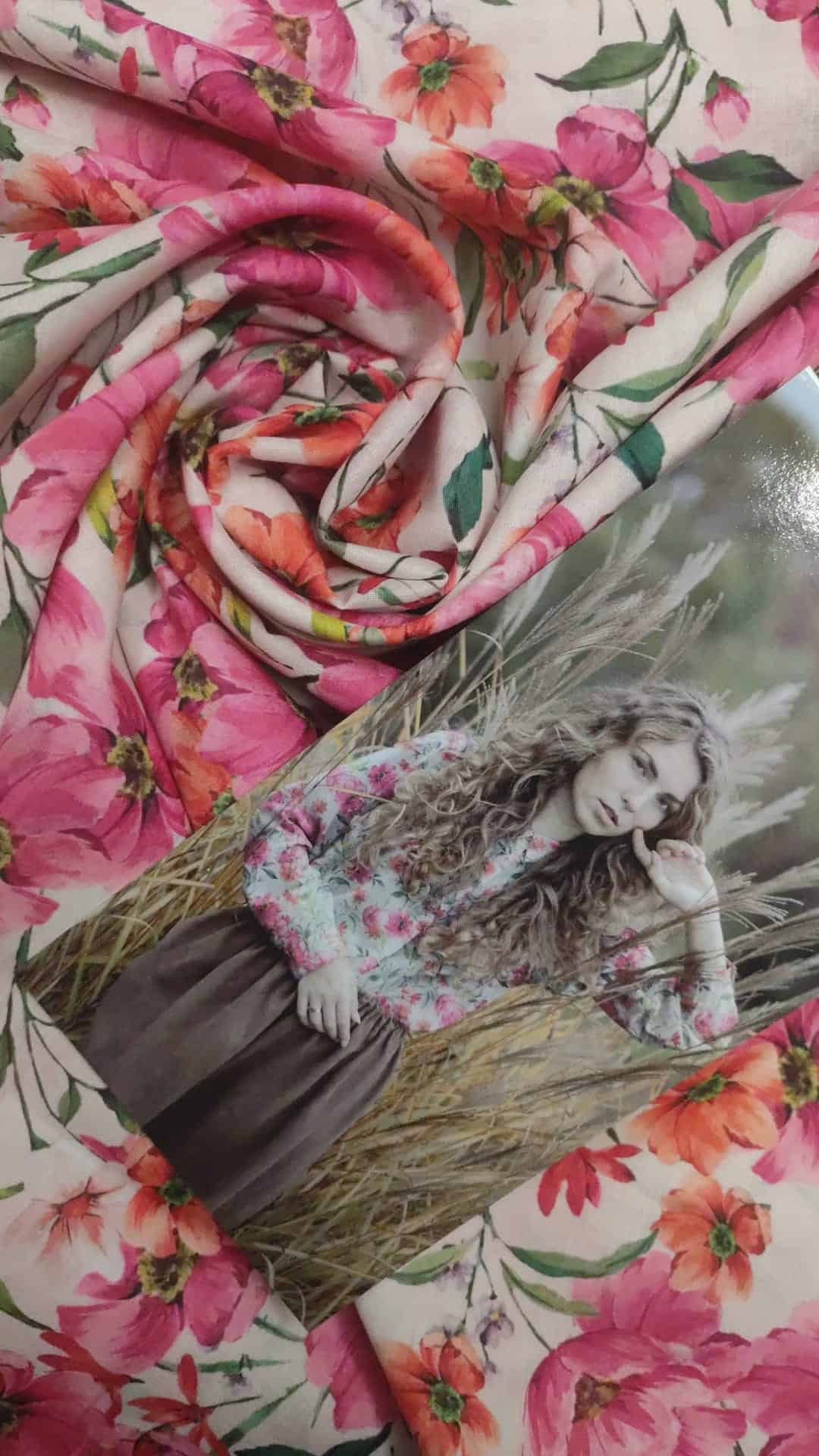 Tecido Confeção | Vestuário | 100% Algodão | Estampado | Floral - Image 2