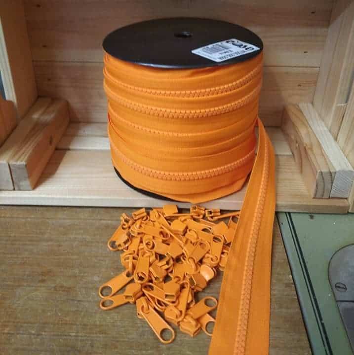 Fecho Zipper | Malha 5 | Injectado | Laranja 558